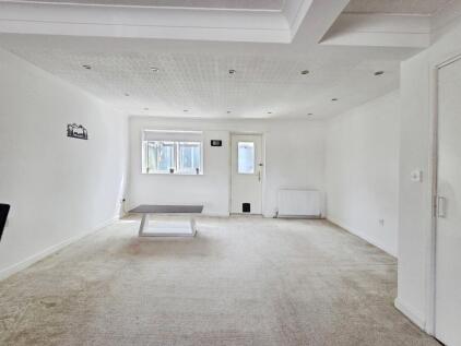 Fenton Way, Rotherham, S61