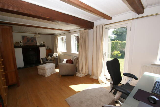Photo 16