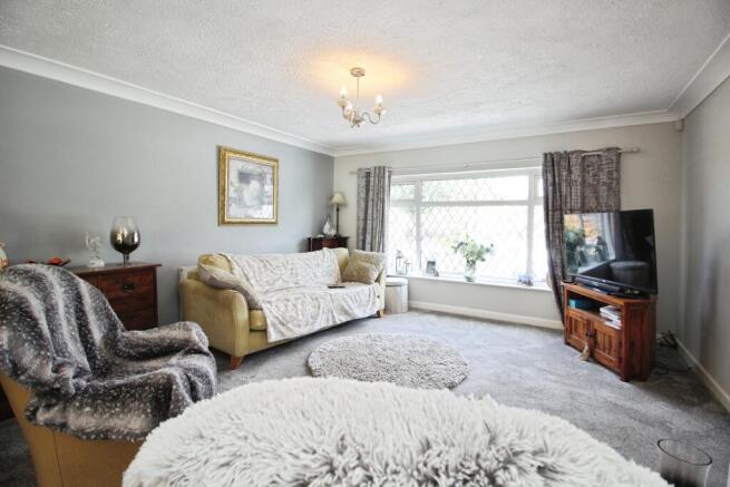 5 bed Semi-Detached for sale Image 7