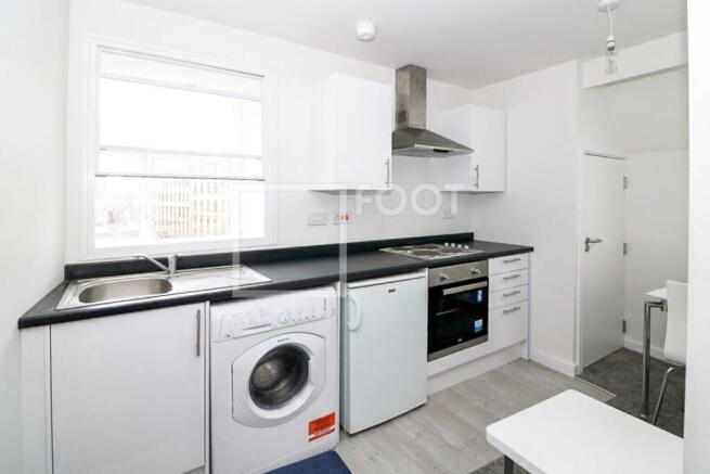1 bed Apartment to rent Image 7