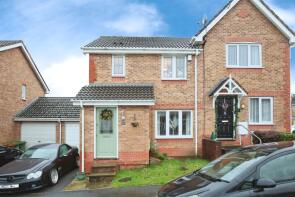 17, Heol Rhos, Caerphilly CF83 2BE