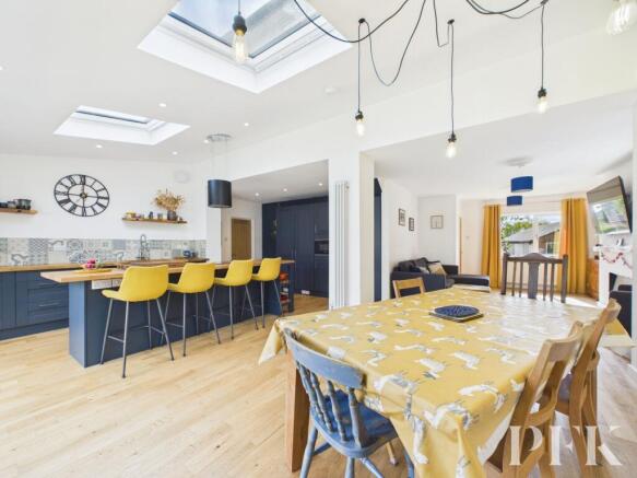 Dining Kitchen