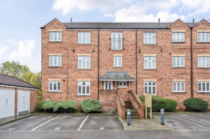 11, 8 Normington House, Towler Drive, Rodley, Leeds LS13 1PB
