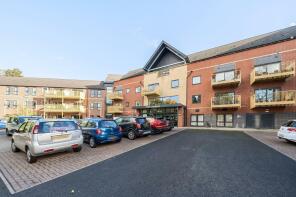 2, Park Gardens, Bath Road, Banbury OX16 9HQ