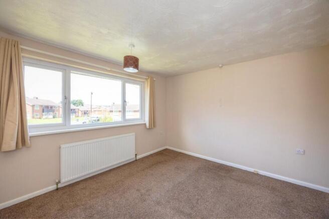 3 bed Semi-Detached for sale Image 11