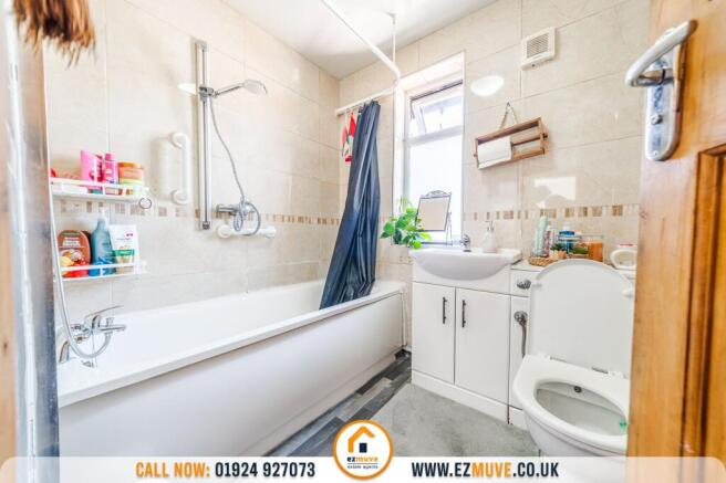 3 bed Terraced for sale Image 11