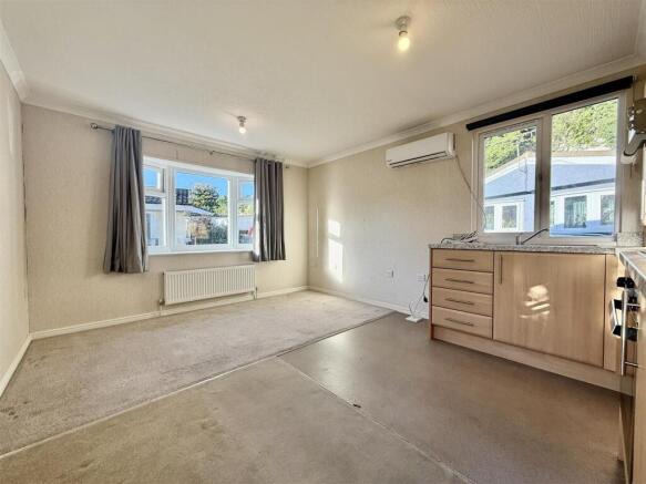 Mount Pleasant, Minster, Ramsgate photo 3