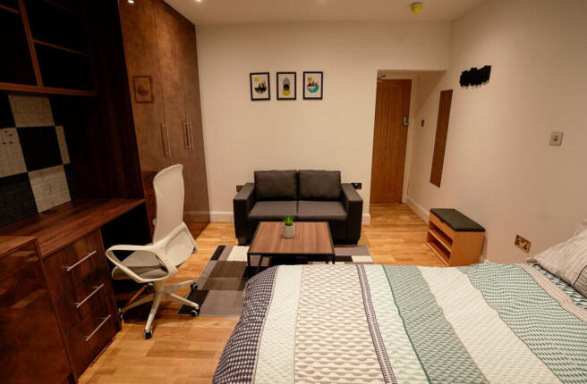 01-Room-1-6