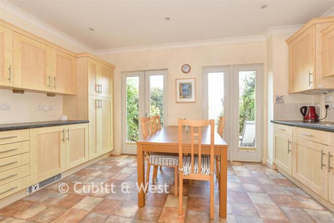 Kitchen/Dining Room