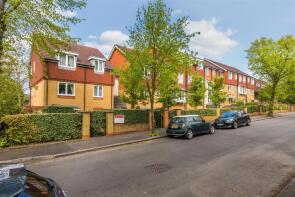 27, 4 Bramble Lodge, Brambledown Road, Wallington SM6 0TQ