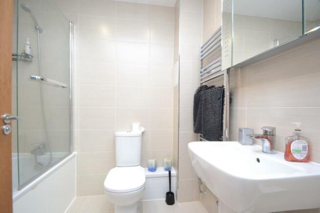 Family Bathroom.JPG
