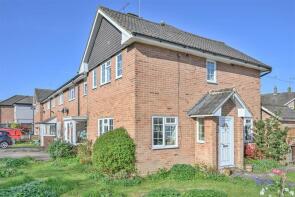 40, Running Waters, Brentwood CM13 2DQ