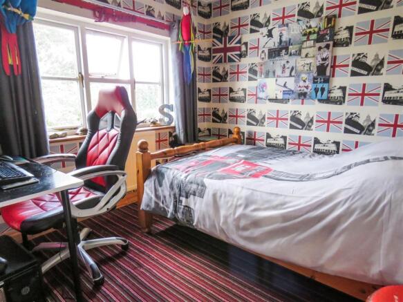BEDROOM 3.JPG
