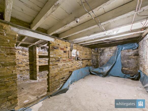 3 bed Terraced for sale Image 12