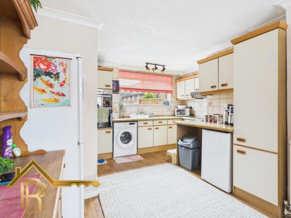 CAM03016G0-PR0083-STILL006