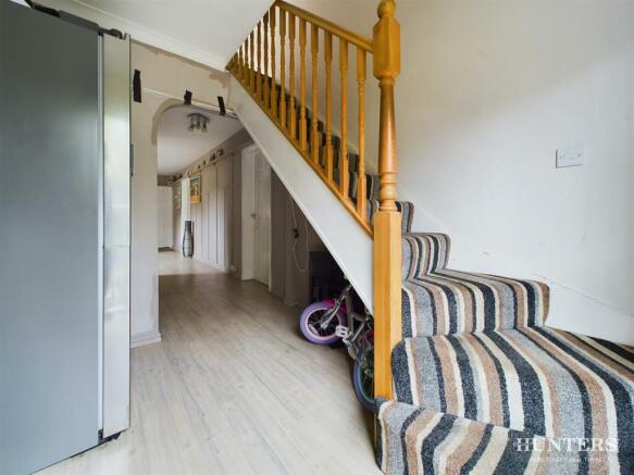 CAM02274G0-PR0081-STILL005.jpg