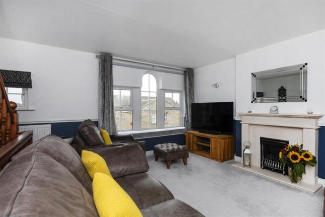 3 bed Town House for sale Image 10