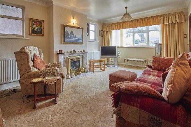 Front Lounge