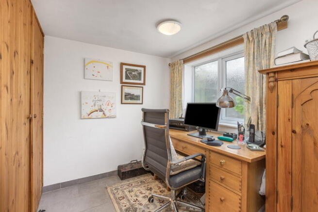 4 bed Cottage for sale Image 10