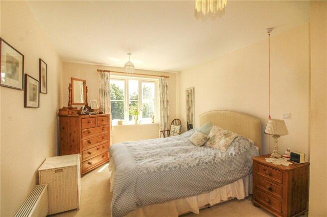 2 bed Apartment for sale Image 4