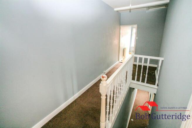 FIRST FLOOR LANDING