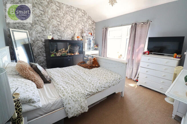 4 bed Terraced for sale Image 11
