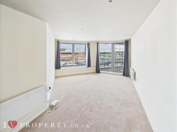 CAM05016G0-PR0094-ST