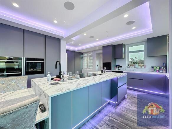 Kitchen / Diner