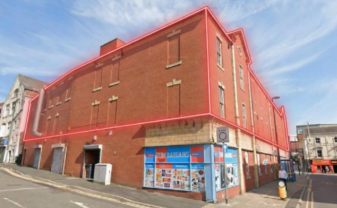 grok-image-f4f90264-29bd-4a97-a1ea-10e817321dba.pn