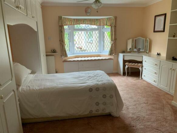 Bedroom.jpg