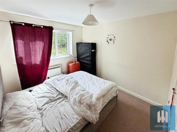 2 bed Apartment for sale Image 6