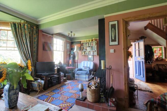 Living Room 3.jpg