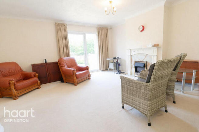 Perry Hall Close, Orpington photo 2