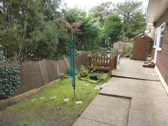 Photo 12