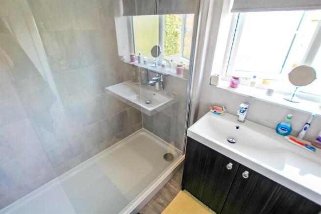 Shower Room/WC