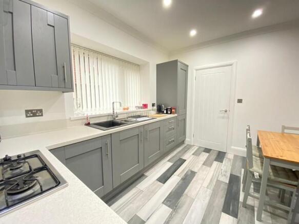 Kitchen/Breakfast Room