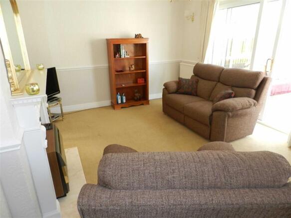 LOUNGE ALTERNATIVE V