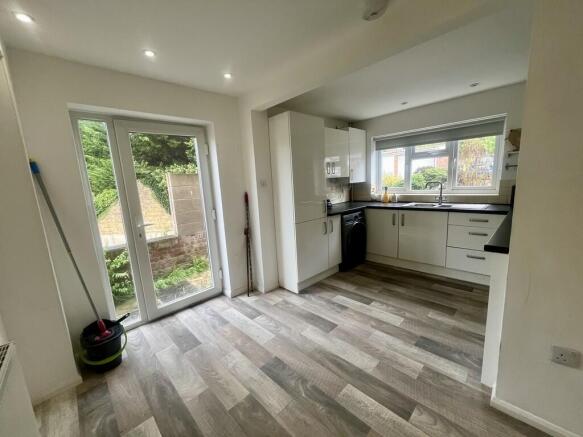 Chilton Way, Hungerford photo 4