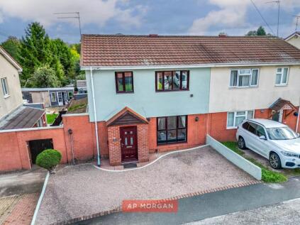 Sycamore Avenue, Southcrest, Redditch, Worcestershire, B98