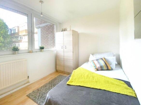 room-1-flat-12-prichard-court-n7-8hz-1064700