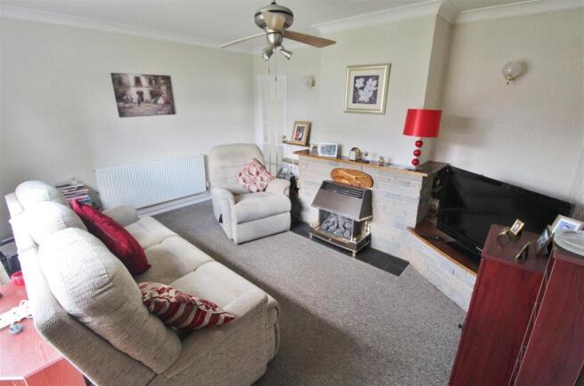 SITTING ROOM -