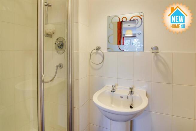 EN-SUITE: