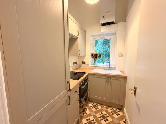 1 bed House to rent Image 5