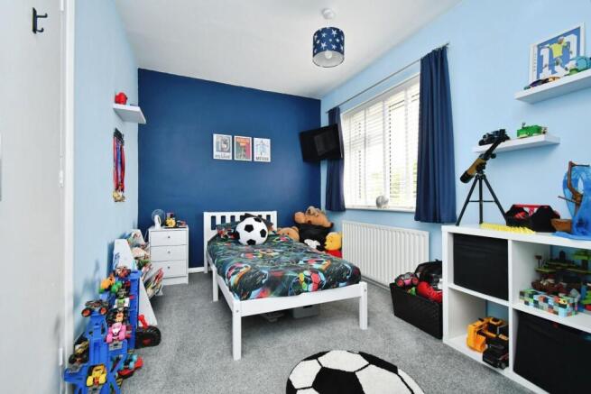 3 bed Semi-Detached for sale Image 9
