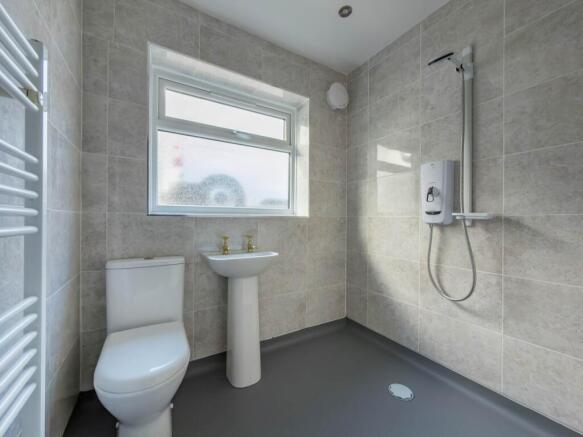 2 bed Detached Bungalow for sale Image 11