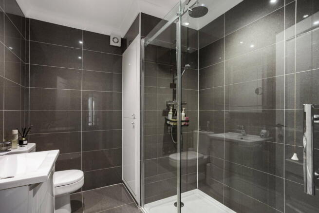 4 bed Semi-Detached for sale Image 12