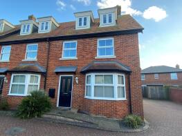 17, Sayer Crescent, Cromer NR27 0FB