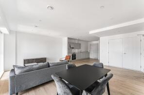 99, Effra Gardens, Silvertown Way, Canning Town, London E16 1RB