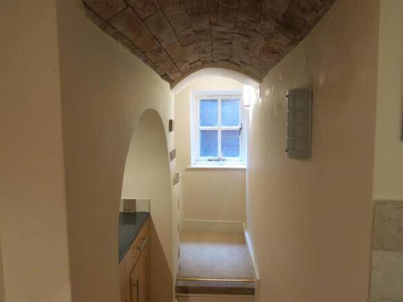 Hallway.JPG