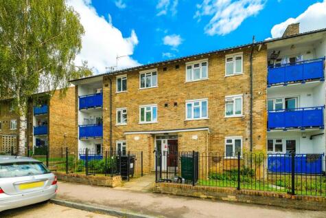 Churchill Terrace, Chingford